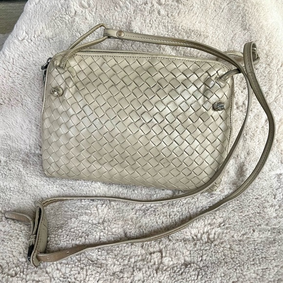 Bottega Veneta Intraciato Nodini Bag - Picture 2 of 16